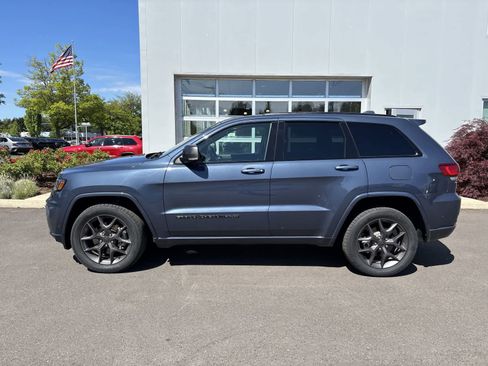 Used 2021 Jeep Grand Cherokee Limited w/ Quick Order Package 28K 80th AWD/4WD image 2