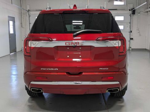 Used 2023 GMC Acadia Denali AWD/4WD image 9