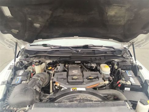 Used 2017 RAM 2500 Tradesman w/ Chrome Appearance Group image 24