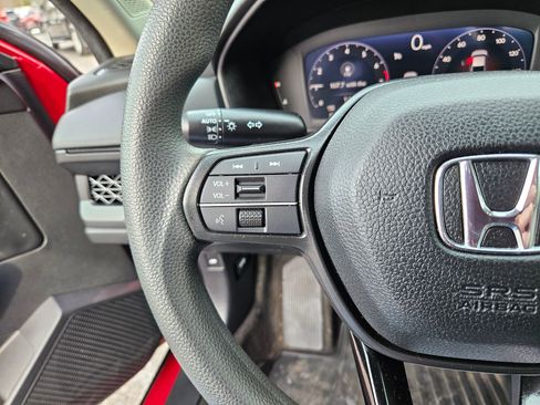 Used 2024 Honda Accord EX image 10