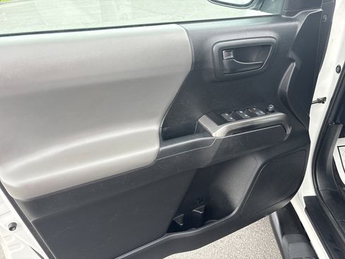 Used 2021 Toyota Tacoma SR5 image 18