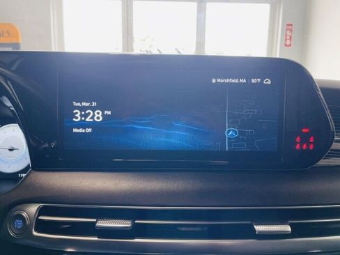 Used 2024 Hyundai Palisade Calligraphy image 28