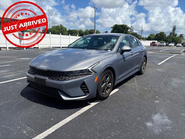 Used 2022 Kia K5 LXS FWD image 2