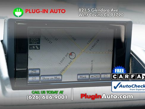 Used 2013 Lexus CT 200h w/ Leather Pkg FWD image 2