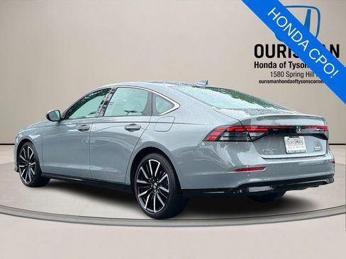 Used 2025 Honda Accord Touring image 4