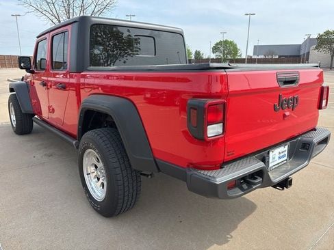 Used 2023 Jeep Gladiator Sport w/ Trailer Tow Package AWD/4WD image 4