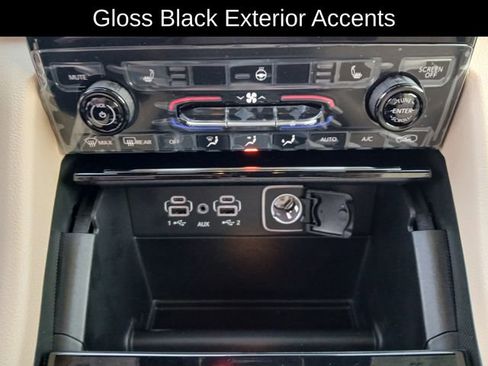 New 2025 Jeep Grand Cherokee Limited w/ Trailer Tow Package image 24