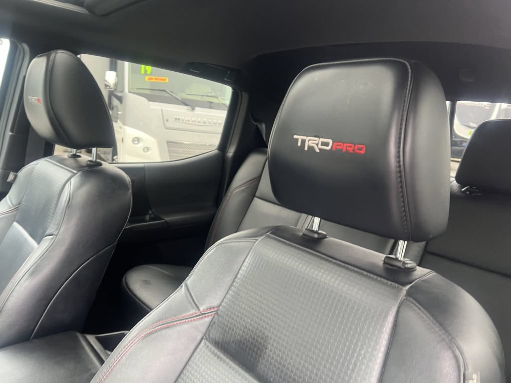 Used 2021 Toyota Tacoma TRD Pro AWD/4WD image 33