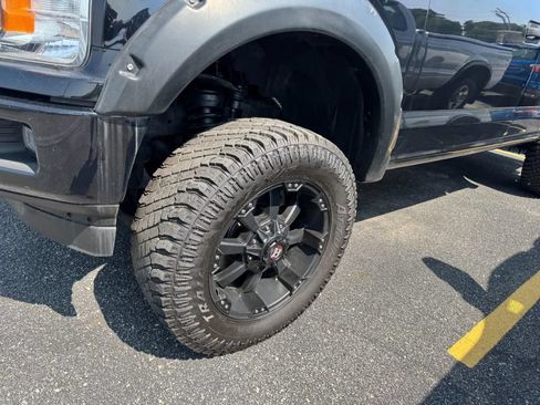Used 2018 Ford F150 XL w/ Equipment Group 101A Mid AWD/4WD image 7