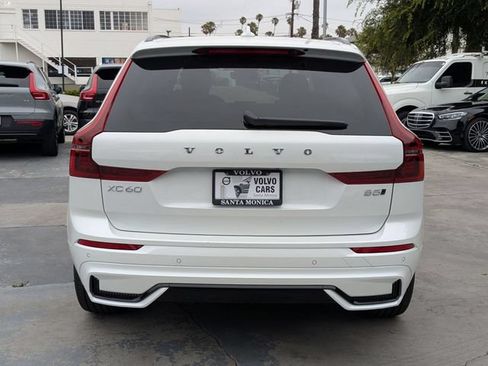 Used 2026 Volvo XC60 B5 Plus w/ Climate Package PRO AWD/4WD image 4