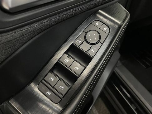 Used 2021 Nissan Rogue SV AWD/4WD image 25