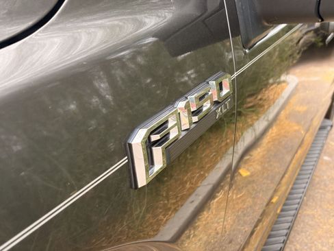 Used 2018 Ford F150 XLT w/ Equipment Group 302A Luxury RWD image 5