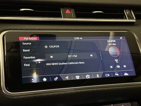 Used 2020 Land Rover Range Rover Velar S AWD/4WD image 24