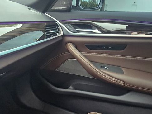 Used 2023 BMW 530i w/ Executive Package RWD image 25