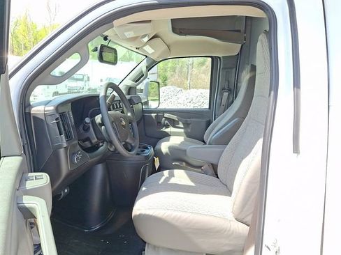 New 2026 Chevrolet Express 4500 w/ Power Convenience Package RWD image 5