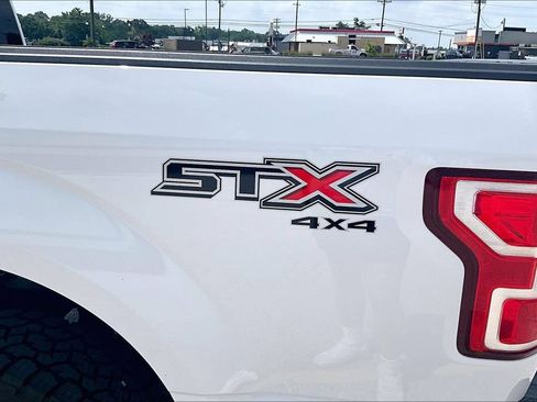 Used 2020 Ford F150 XL w/ Equipment Group 101A Mid AWD/4WD image 8