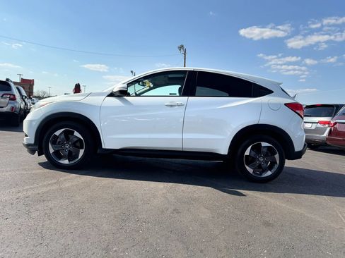 Used 2018 Honda HR-V EX image 6