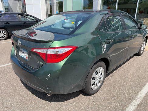 Used 2015 Toyota Corolla LE FWD image 6
