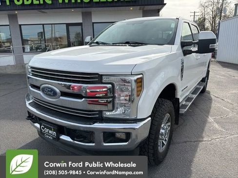 Used 2018 Ford F250 Lariat w/ Lariat Value Package image 1