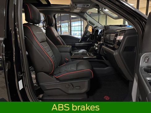 New 2026 Ford F250 Lariat w/ Black Appearance Package AWD/4WD image 5