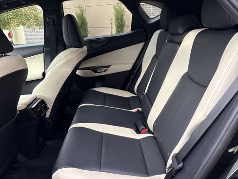 Certified 2024 Lexus NX 250 FWD w/ Towing Package (2000 Lbs) image 30