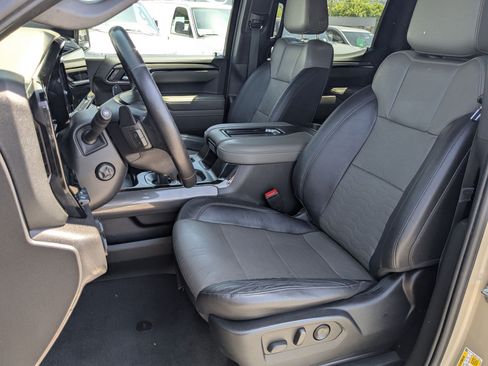 Used 2022 Chevrolet Silverado 1500 ZR2 w/ Technology Package AWD/4WD image 25