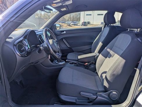Used 2017 Volkswagen Beetle 1.8T S image 20