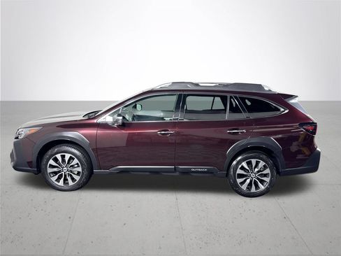 Certified 2024 Subaru Outback Touring AWD/4WD image 10