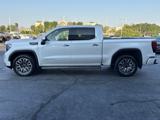 Used 2024 GMC Sierra 1500 Denali Ultimate AWD/4WD image 12