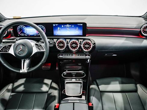 Used 2026 Mercedes-Benz CLA 250 4MATIC image 12