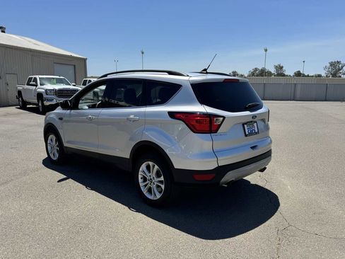 Used 2019 Ford Escape SEL AWD/4WD image 7