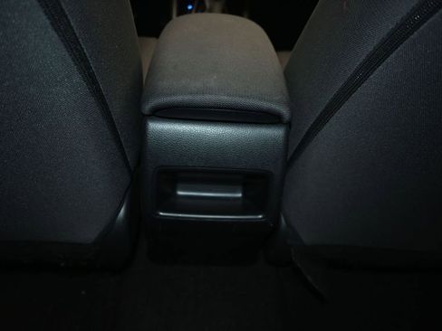 Used 2022 Toyota Corolla LE FWD image 18