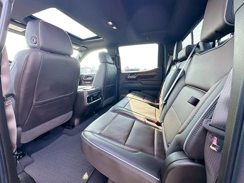 Used 2026 GMC Sierra 1500 Denali image 4