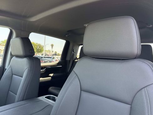 Used 2026 Chevrolet Silverado 1500 LT Trail Boss w/ LT Trail Boss Premium Package AWD/4WD image 24