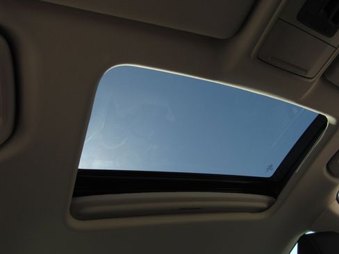 New 2025 Honda Accord SE image 6