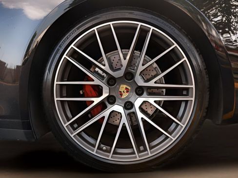 Used 2021 Porsche 911 Carrera RWD image 55