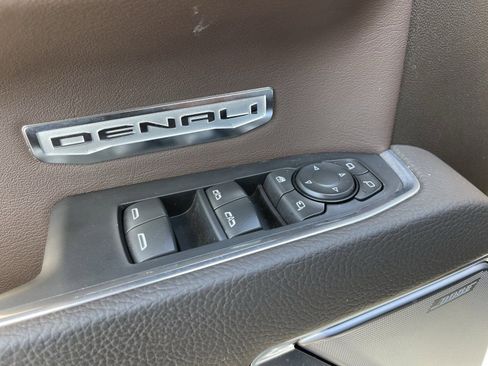 Used 2026 GMC Sierra 1500 Denali w/ Denali Reserve Package image 23
