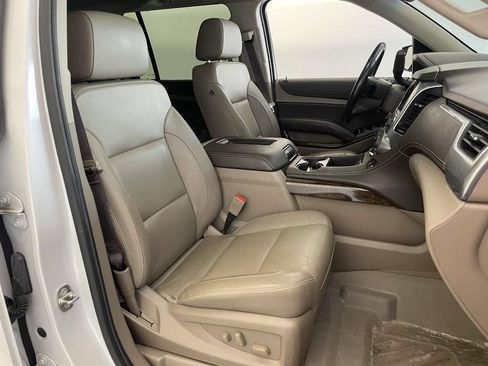 Used 2020 Chevrolet Suburban LT AWD/4WD image 22