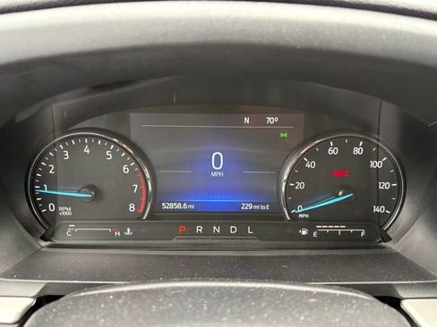 Used 2022 Ford Explorer XLT w/ Equipment Group 202A AWD/4WD image 26