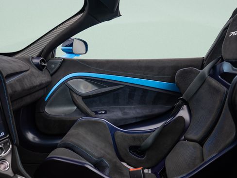 Used 2022 McLaren 765LT RWD image 20