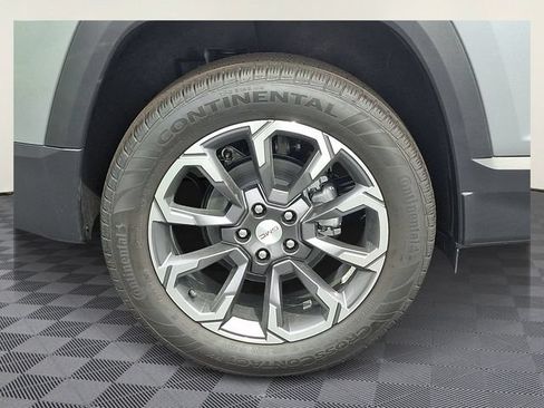 New 2027 GMC Terrain Elevation w/ Elevation Premium Package FWD image 5