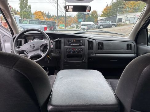 Used 2003 Dodge Ram 1500 Truck ST image 19