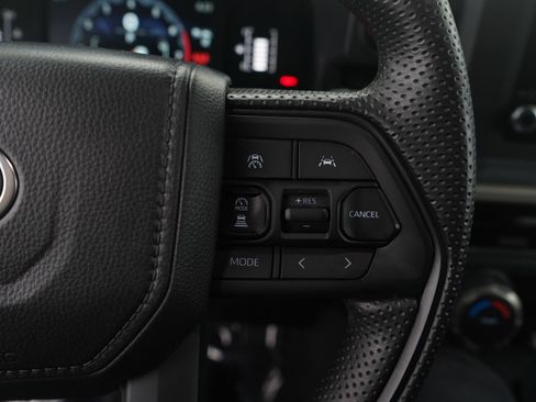 Used 2025 Toyota Tacoma SR image 26