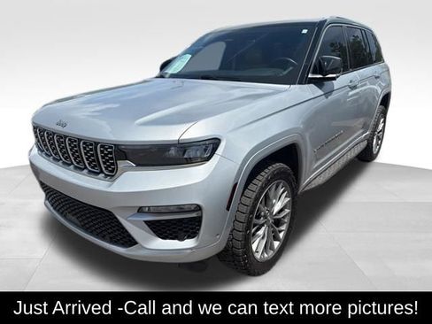 Used 2023 Jeep Grand Cherokee Summit AWD/4WD image 1