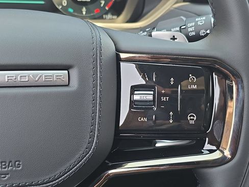 New 2026 Land Rover Range Rover Velar S AWD/4WD image 18