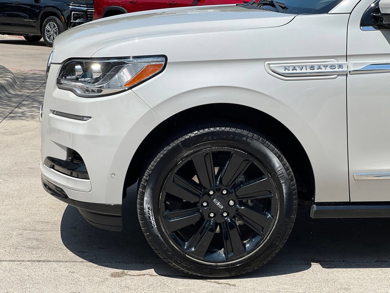 Used 2023 Lincoln Navigator Reserve AWD/4WD image 27