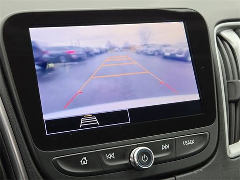 Used 2025 Chevrolet Malibu LT image 17