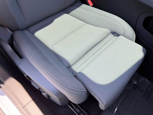 Used 2024 Polestar Polestar 2 w/ Pilot Pack RWD image 35