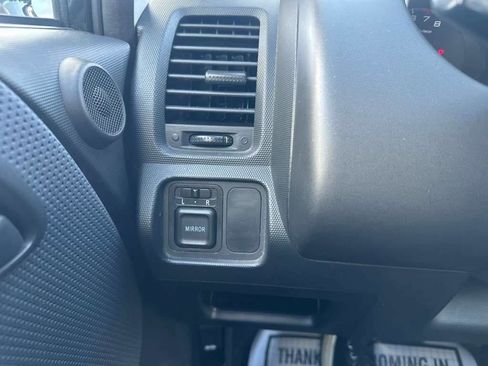 Used 2008 Honda Fit Sport image 18