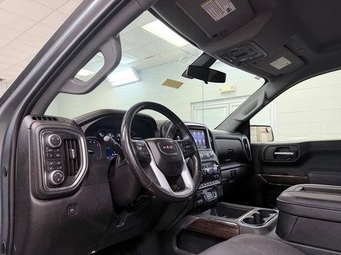 Used 2019 GMC Sierra 1500 Elevation w/ Elevation Value Package AWD/4WD image 16